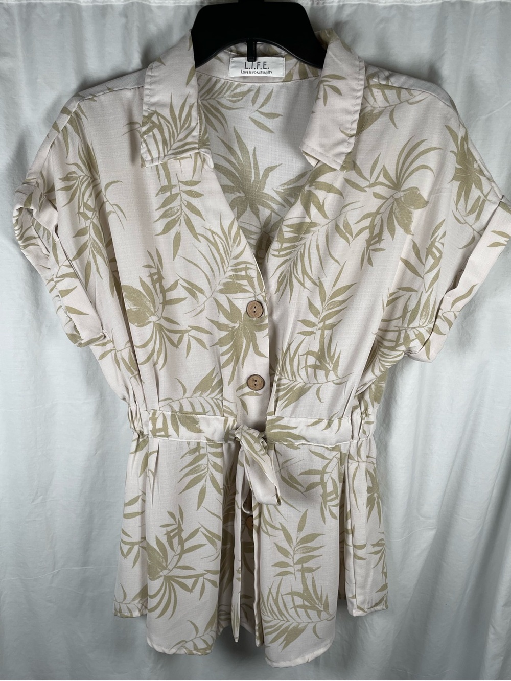 L.I.F.E. Tropical Print Button-Front Blouse - Beige Leaf